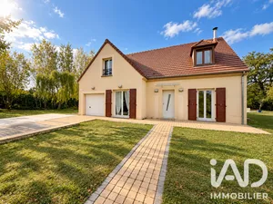 Maison traditionnelle à Fontenailles (77370)