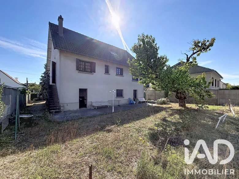 Maison 9 pièces 206 m² · à Yerres · 205,8 m² · 540 000 €