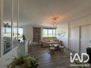 Apartment in Dammarie-lès-Lys (77190)