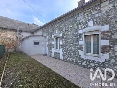 Maison traditionnelle à Ferrière-la-Grande (59680)