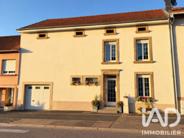 Maison 6 pièces 188 m² · à Longeville-lès-Saint-Avold · 188 m² · 149 000 €