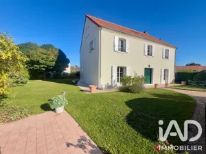 House in Saint-Soupplets (77165)