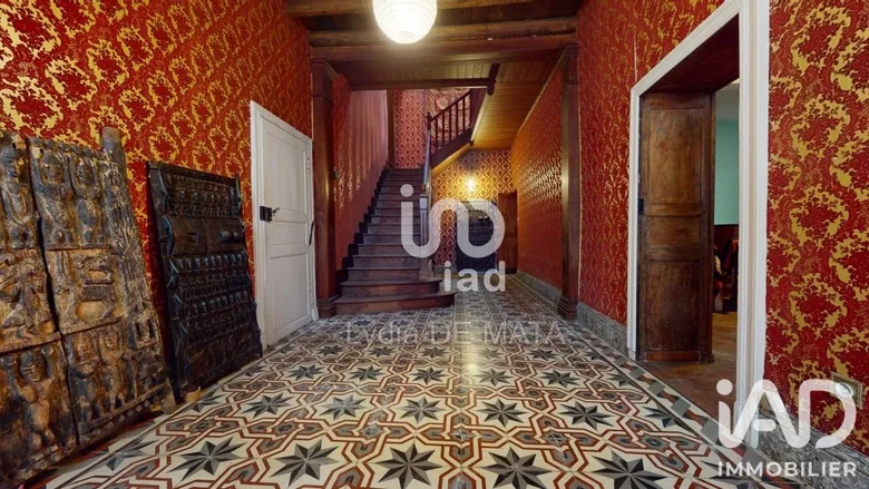 Maison 7 pièces 250 m² · à Launac · 250 m² · 188 000 €