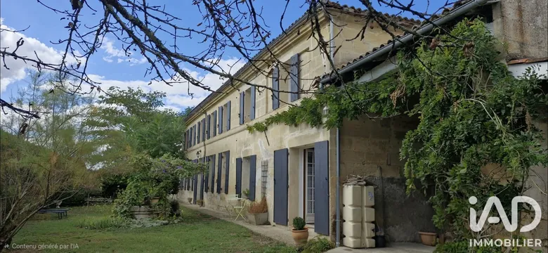 Maison 11 pièces 338 m² · à Castillon-la-Bataille · 338 m² · 444 000 €