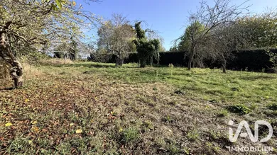 Terrain à bâtir à Loire-Authion (49250)