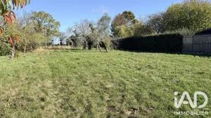 Terrain à bâtir à Loire-Authion (49250)