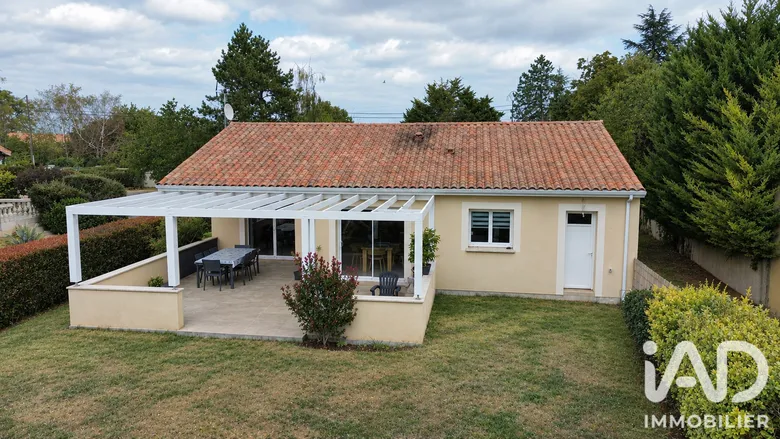 Maison 5 pièces 125 m² · à Cissé · 125 m² · 270 000 €