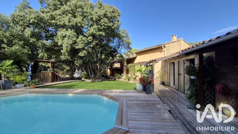 Maison 6 pièces 143 m² · à Régusse · 143 m² · 480 000 €
