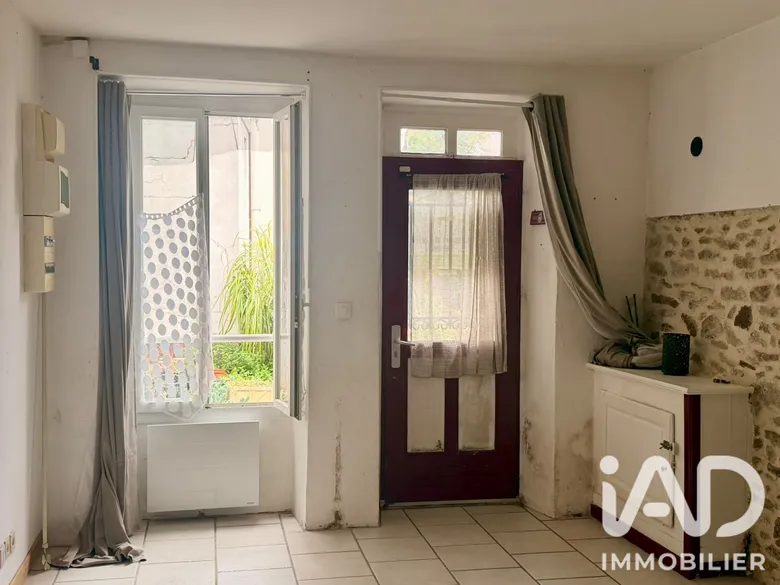 Maison 3 pièces 48 m² · à Rozay-en-Brie · 48 m² · 140 000 €