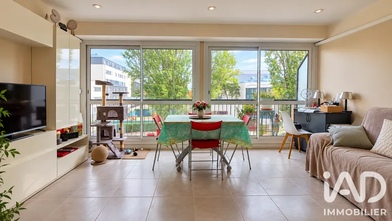 Appartement 3 pièces 68 m² · à Pontoise · 68 m² · 169 000 €