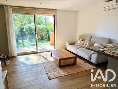 Appartement à Saint-Raphaël (83700)