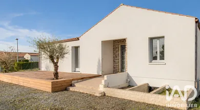 Maison traditionnelle à Saint-Rogatien (17220)