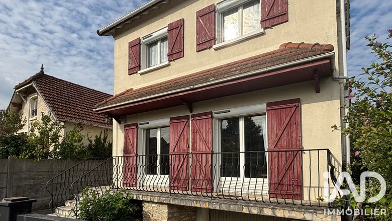 Maison 5 pièces 98 m² · à Saint-Prix · 98 m² · 360 000 €