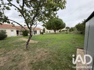 Traditional house in Coulombiers (86600)