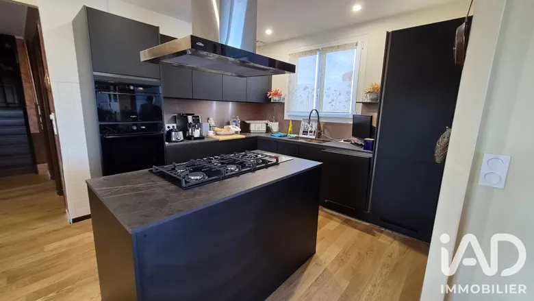 Maison 6 pièces 240 m² · à Llupia · 240 m² · 479 000 €
