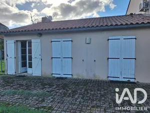 Maison d'architecte à Archigny (86210)