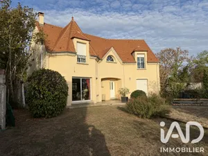 Maison d'architecte à Étiolles (91450)