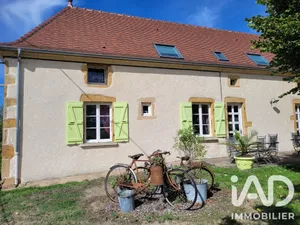 Domaine à L'Hôpital-le-Mercier (71600)