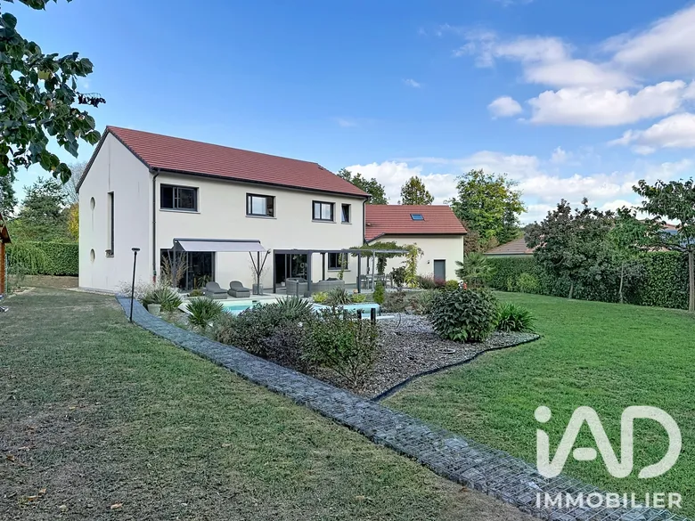 Maison 7 pièces 311 m² · à Woippy · 311 m² · 750 000 €
