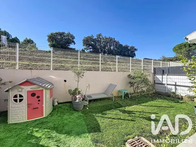 Appartement à Saint-Zacharie (83640)