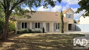 Maison traditionnelle à La Chapelle-Saint-Mesmin (45380)