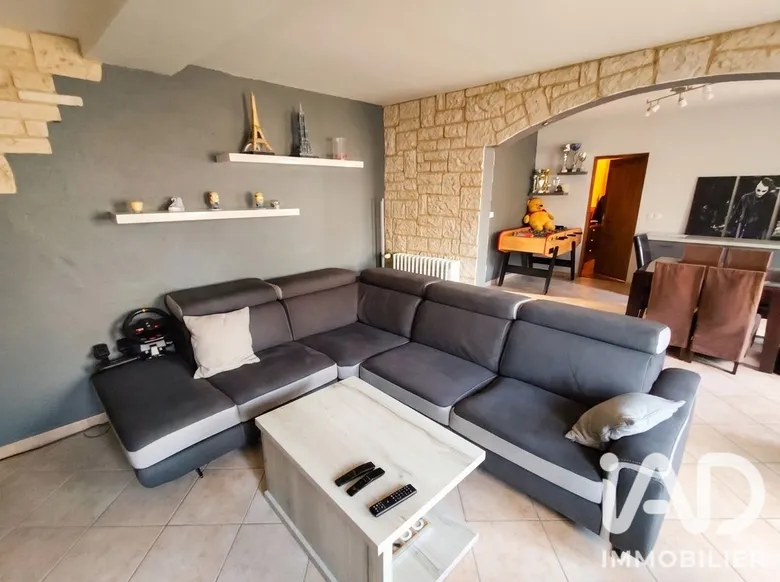 Maison 5 pièces 101 m² · à Châlette-sur-Loing · 101 m² · 185 000 €