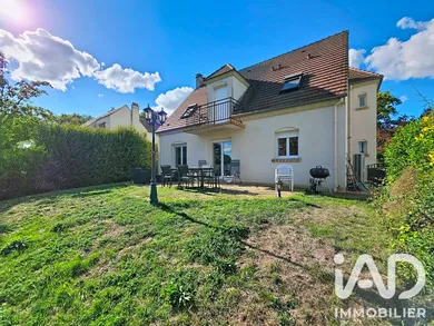 Maison à Saint-Fargeau-Ponthierry (77310)