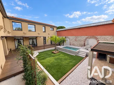 Maison d'architecte à Bages (66670)