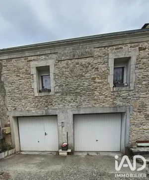 Apartment in Saint-Aubin-de-Blaye (33820)