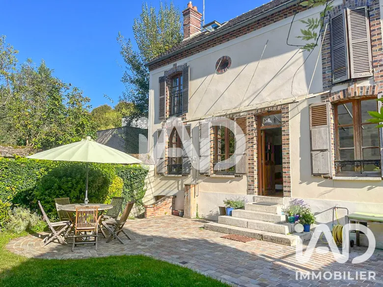 Maison 5 pièces 118 m² · à Grez-sur-Loing · 118 m² · 449 000 €