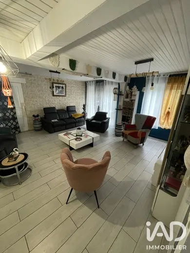 Maison à Villaines-la-Gonais (72400)