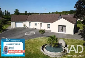 Pavillon à Châlons-du-Maine (53470)
