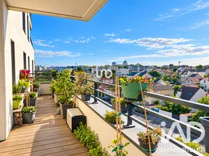Apartment in Colombes (92700)