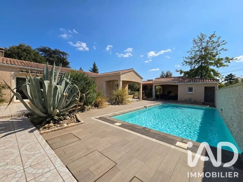 Maison 6 pièces 180 m² · à Lamonzie-Saint-Martin · 180 m² · 429 000 €