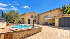 Traditional house in Vaison-la-Romaine (84110)