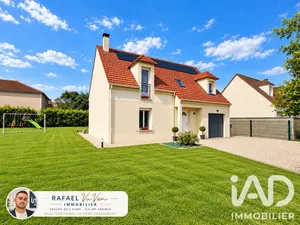 Maison à Angerville (91670)