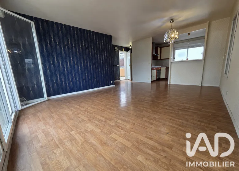 Appartement 3 pièces 64 m² · à Stains · 63,7 m² · 185 000 €