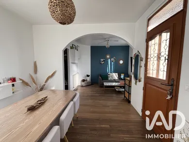 Maison à Villeneuve-le-Roi (94290)