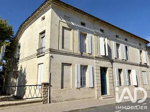Maison de village à Saint-Médard-de-Guizières (33230)