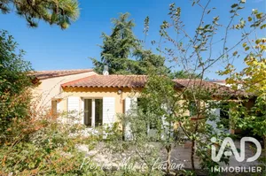 Traditional house in Pertuis (84120)