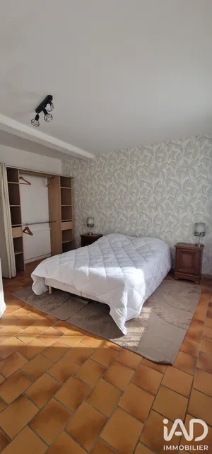 Maison de ville à Ancy-le-Franc (89160)