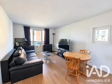 Appartement à Cergy (95000)