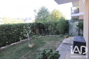Apartment in VIGNEUX SUR SEINE (91270)