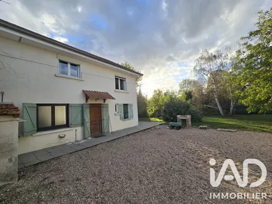 Maison de village à Thiébauménil (54300)