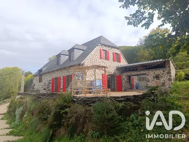 Grange à Saint-Projet-de-Salers (15140)