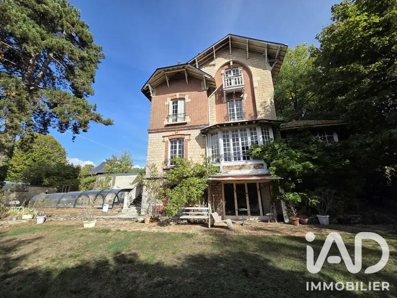 Maison 12 pièces 230 m² · à Coye-la-Forêt · 230 m² · 1 150 000 €