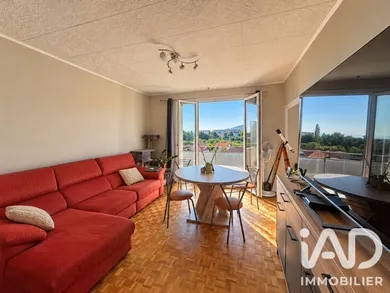 Apartment in Riom (63200)