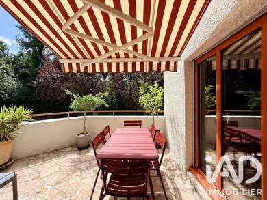 Apartment in Nantes (44300)