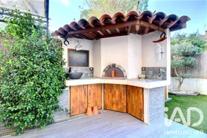 Traditional house in Rousset (13790)