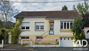 Maison à La Roche-sur-Yon (85000)